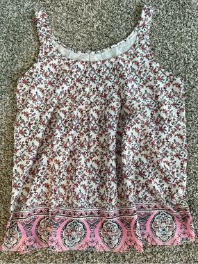 Women’s Loose Fitting Floral Tank Top Size M